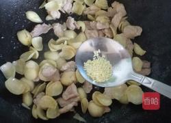 百合炒肉的做法图解5
