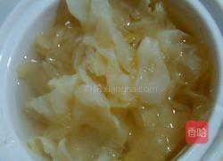 红枣银耳粥的做法图解4