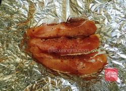 鸡肉牛油果彩蔬沙拉的做法图解1