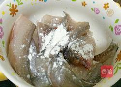 椒盐九肚鱼的做法图解2