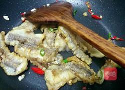 椒盐九肚鱼的做法图解10