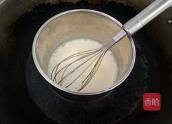 草莓冰激凌的做法图解3