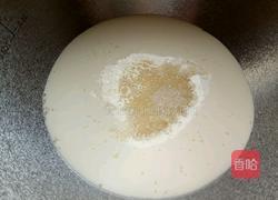 草莓冰激凌的做法图解5