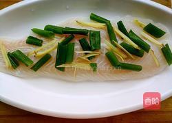香煎龙利鱼的做法图解2