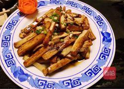 油焖茭白的做法图解1