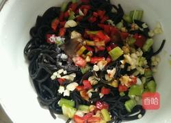 凉拌蕨根粉丝的做法图解7