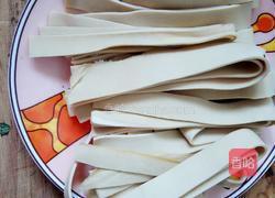 水煮干豆腐的做法图解1