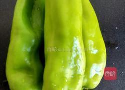 虎皮镶肉尖椒的做法图解1