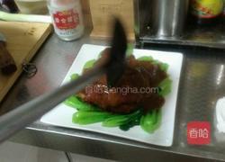 扒肘子的做法图解15