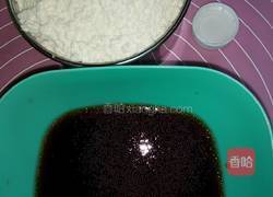 紫薯馅月饼的做法图解1