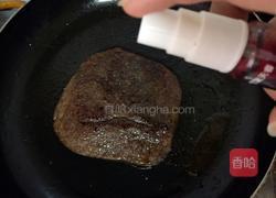 黑胡椒红酒牛排的做法图解7