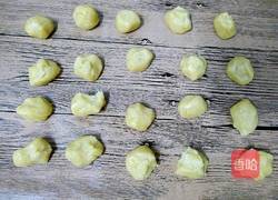 广式豆沙蛋黄月饼的做法图解15