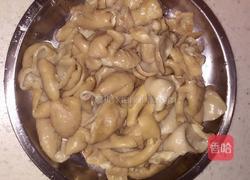 爆炒猪大肠的做法图解3