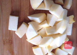 美味牛奶苹果西米露的做法图解2