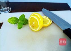 柠檬薄荷蜂蜜水的做法图解2