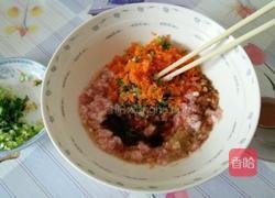 圆白菜猪肉馅饺子的做法图解4