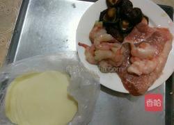 香菇猪肉馅饺子的做法图解1