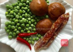 炒豌豆的做法图解1