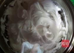 简易戚风蛋糕的做法图解7