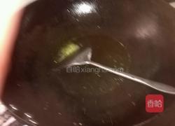 西芹炒肉丝的做法图解1