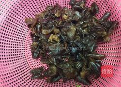 韭菜炒木耳的做法图解1