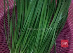 韭菜炒木耳的做法图解2