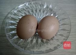 电饭锅煮鸡蛋的做法图解1