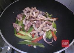 青椒鱿鱼的做法图解6