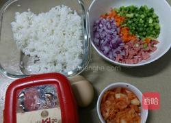 韩国泡菜炒饭的做法图解1
