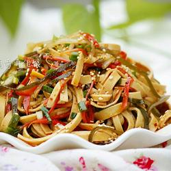 凉拌三丝（拌千张豆皮）的做法[图]