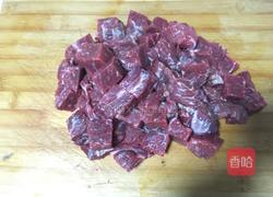 砂鍋燉牛肉的做法圖解1