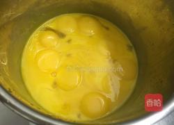 小山卷蛋糕的做法图解1