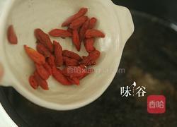 杜仲花生牛尾汤的做法图解6