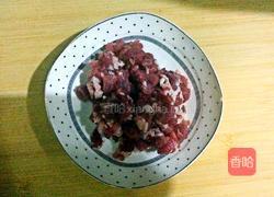 香辣牛肉酱的做法图解1