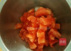 西红柿鸡蛋挂面的做法图解1