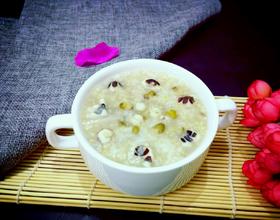 绿豆薏米芡实粥[图]