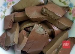 猪血菠菜汤的做法图解2