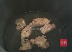 冬瓜海带排骨汤的做法图解3