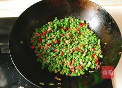 豇豆炒肉末的做法图解6
