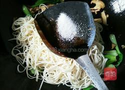 炒细面的做法图解9