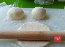 猪肉大葱馅饼的做法图解3