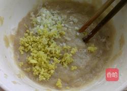 汆鲅鱼丸子的做法图解6