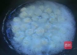 汆鲅鱼丸子的做法图解8