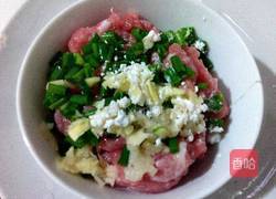 白菜丸子汤的做法图解1