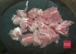 排骨玉米海带汤的做法图解2