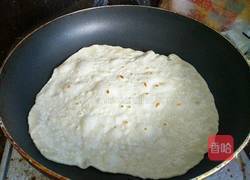 鸡蛋烙饼的做法图解7