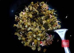 水腌菜炒肉的做法图解5