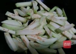 鱼香茄子煲的做法图解2