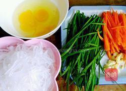 韭菜炒粉条的做法图解3