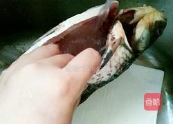豆腐炖鱼的做法图解2
